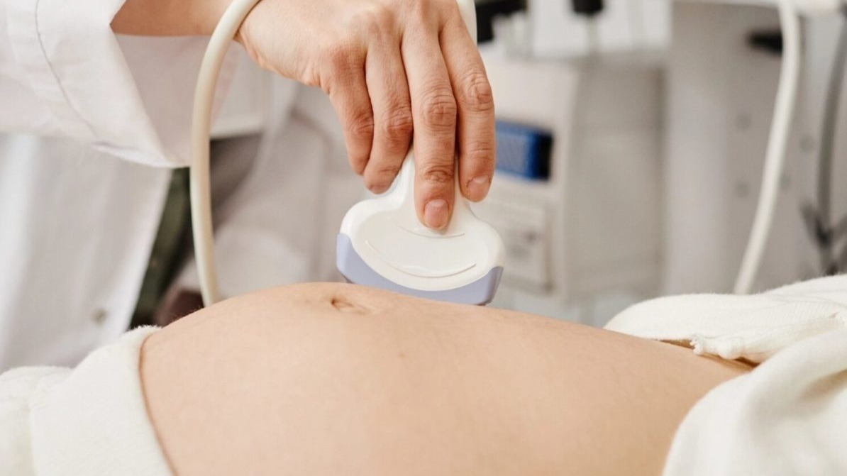 GREAT DECISION TAKEN BY UP GOVERNMENT : PREGNANT WOMEN TO GET FREE HEALTHCHECKUPS AT GOVERNMENT HEALTHCARE CENTERS.