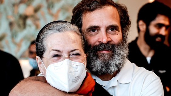 Rahul Gandhi Rushes back Delhi after Sonia Gandhi admitted in Hospital