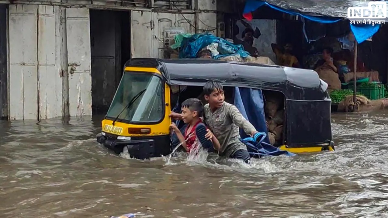 Mumbai Rainfall : There were reports of flooding in low-lying parts of Mumbai