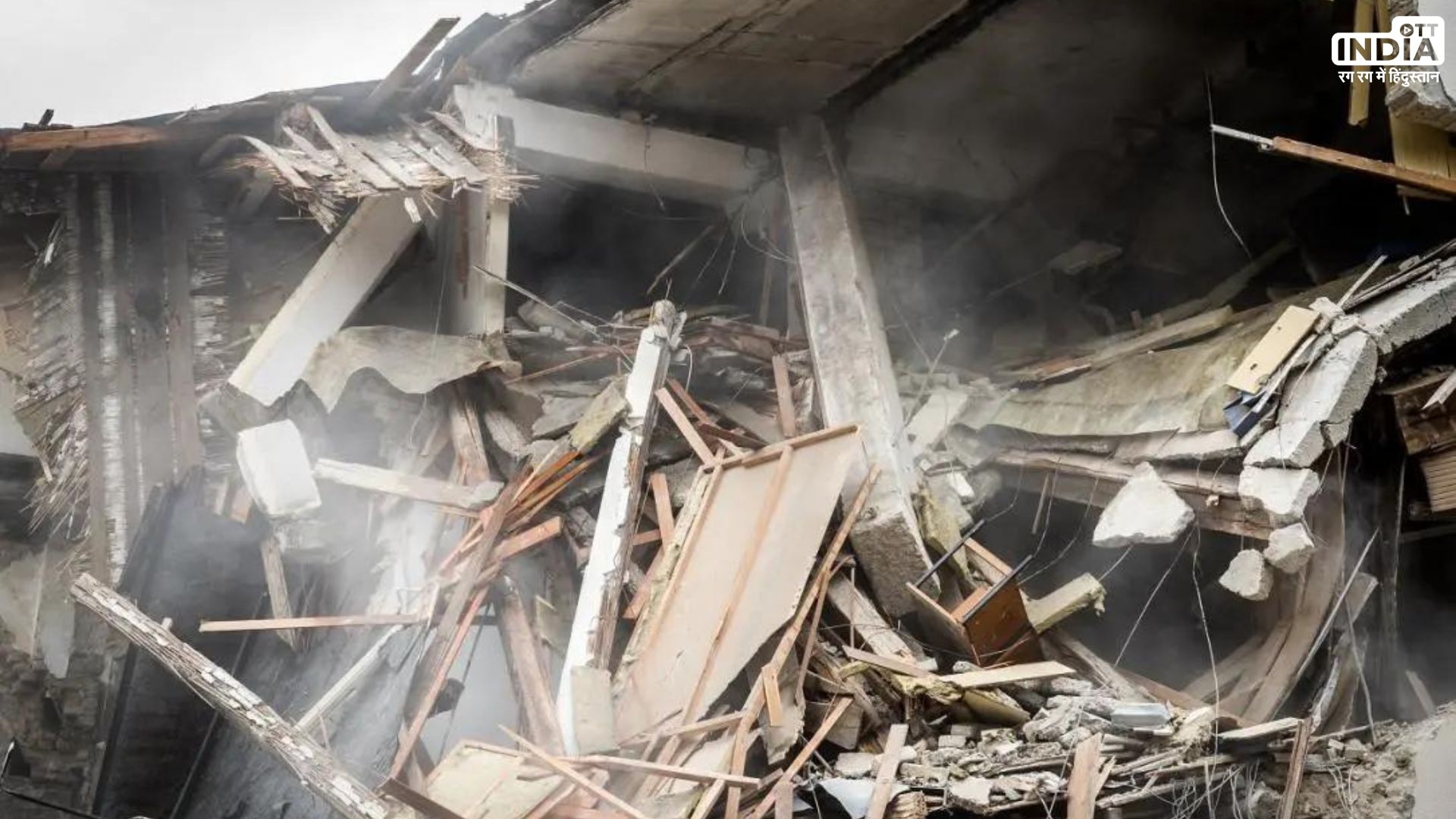 FIR Filed Following Demise of Five Individuals in the Collapse of an Aged Structure Close to Banke Bihari Temple in Mathura