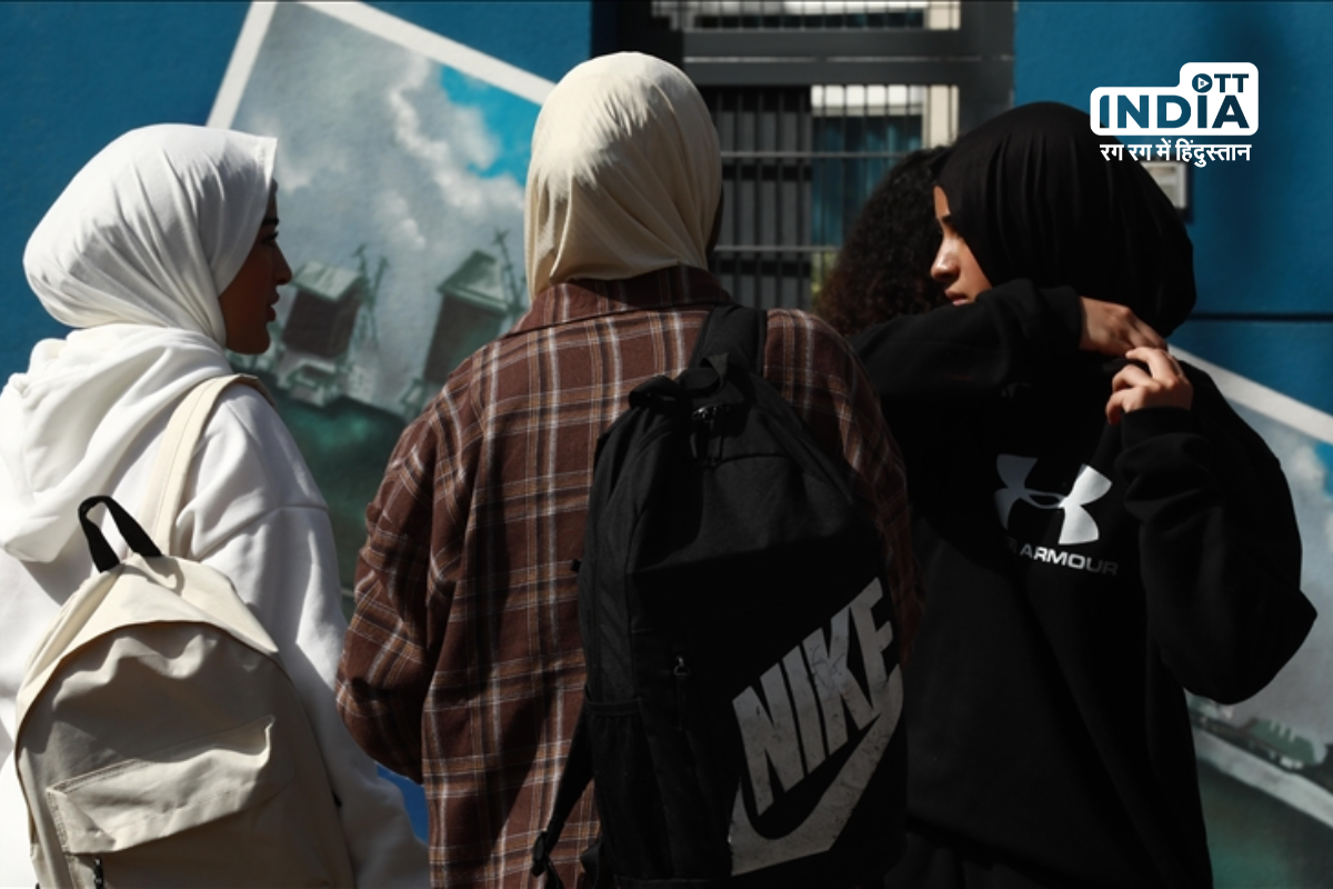 French Court Upholds Ban on Muslim Abayas in Schools, Cites No Harm