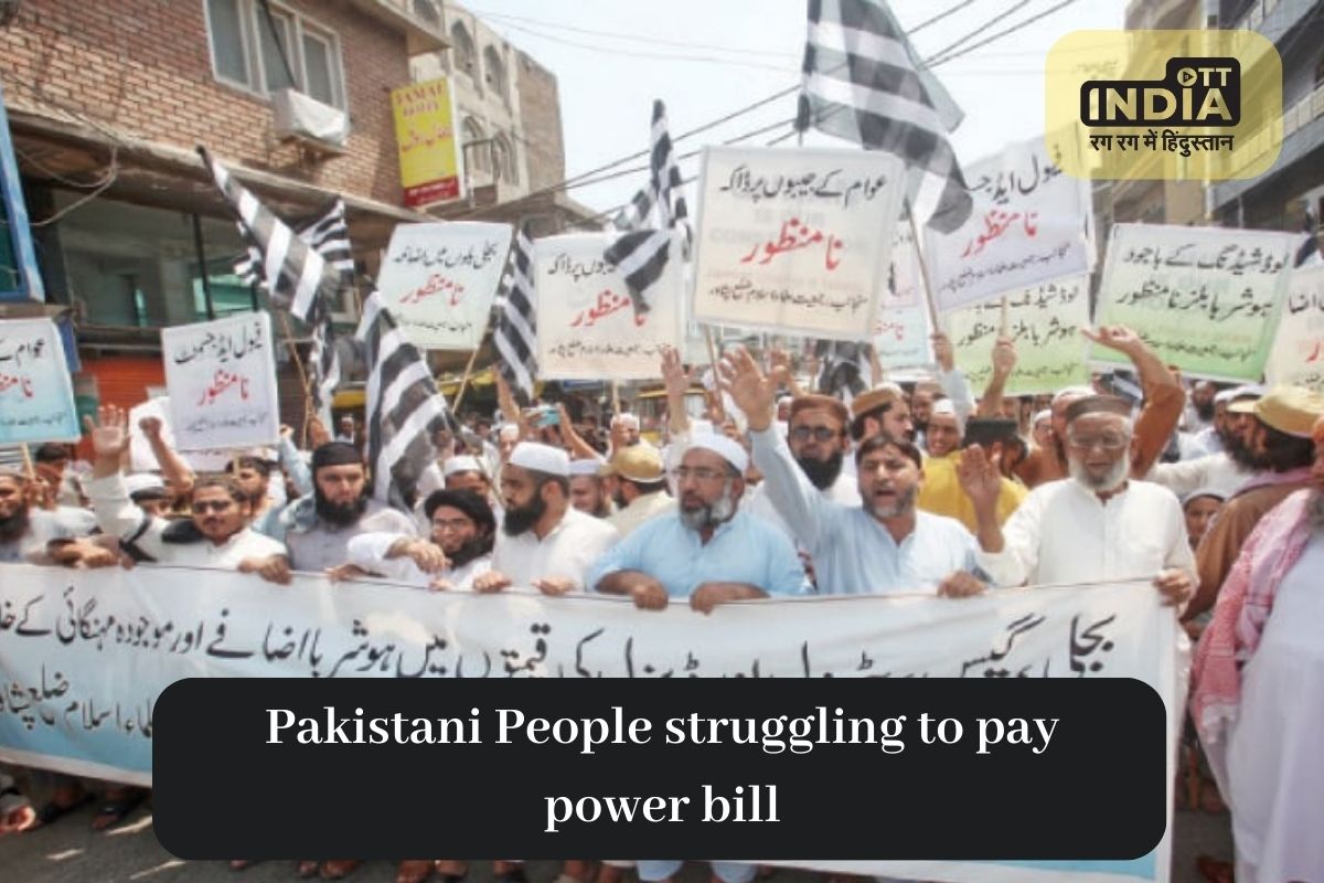 Pakistanis forced to sell jewelry to pay Electricity bill