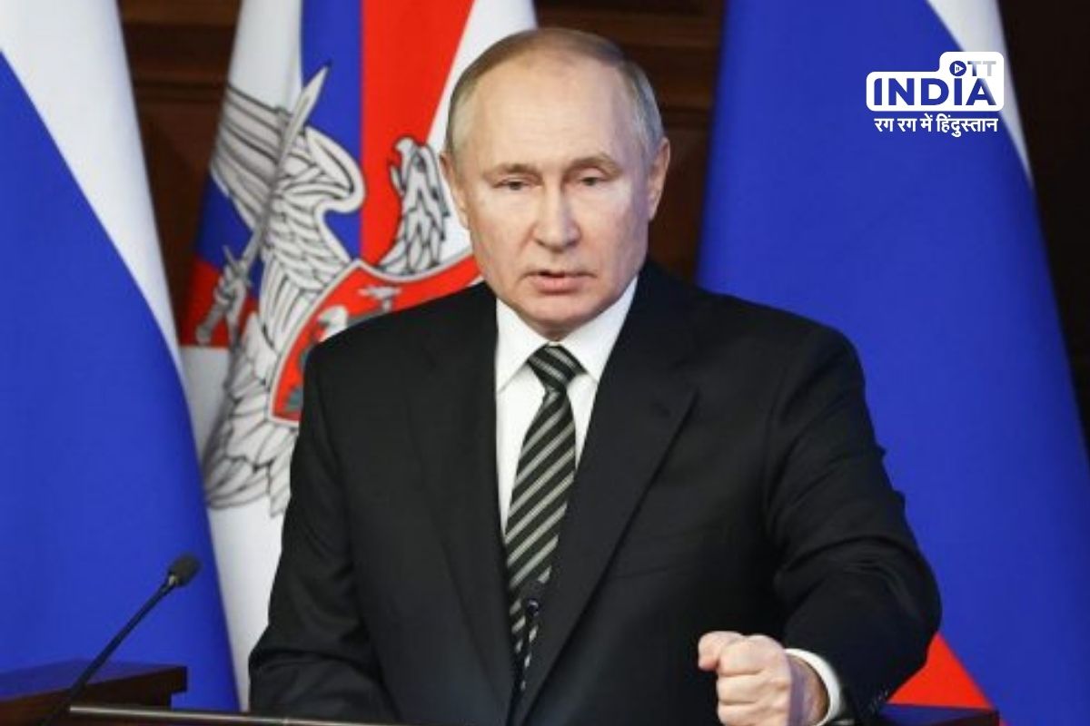 Russian President Putin suffered Heart Attack, found lying on Floor