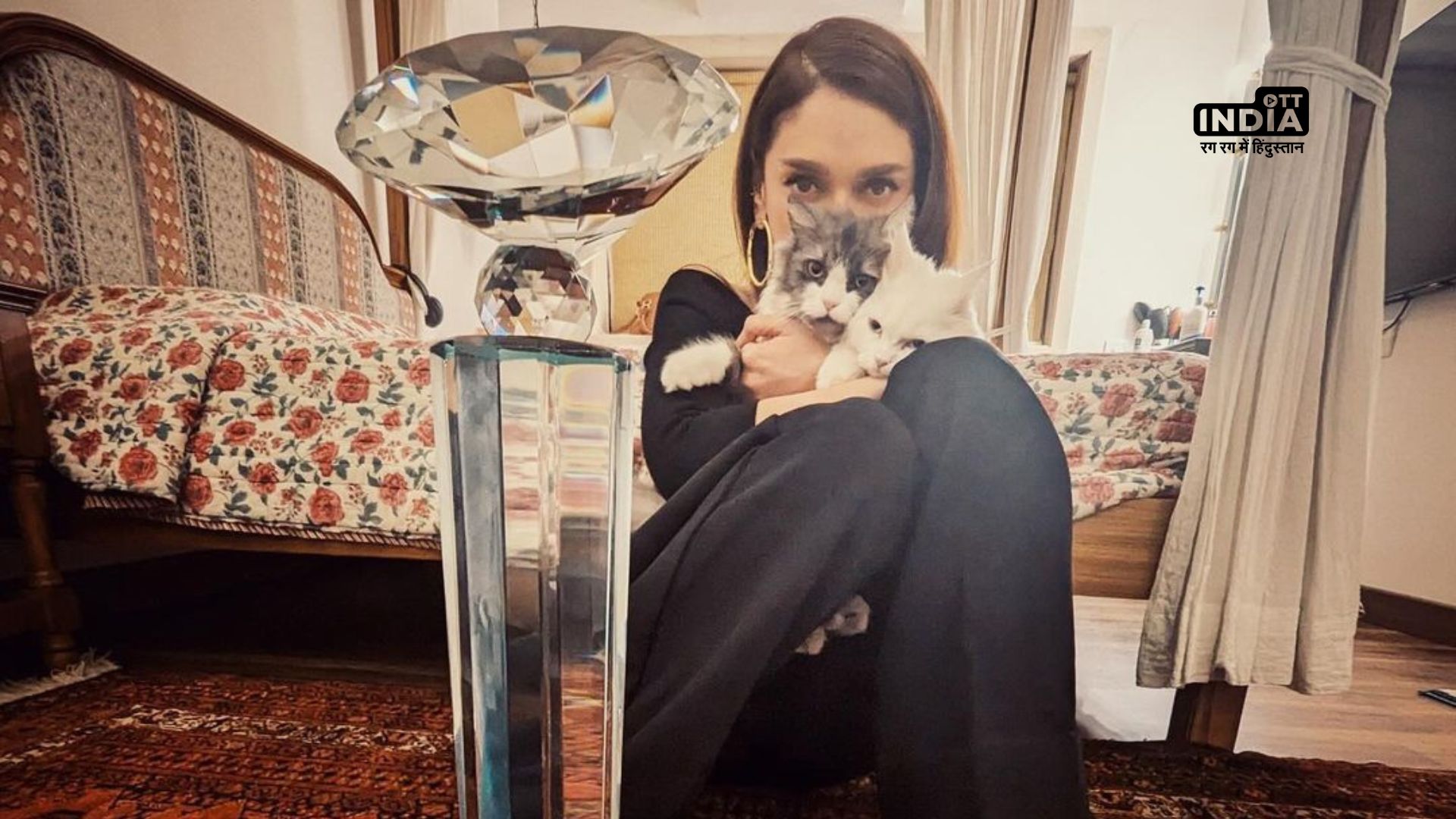 Aditi Rao Hydari wins Performer Of The Year for the acclaimed shows Taj & Jubilee