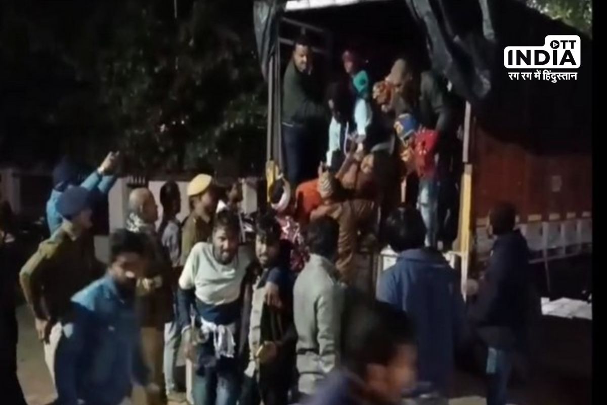 Bus in Rajasthans Pratapgarh overturns injuring many passengers