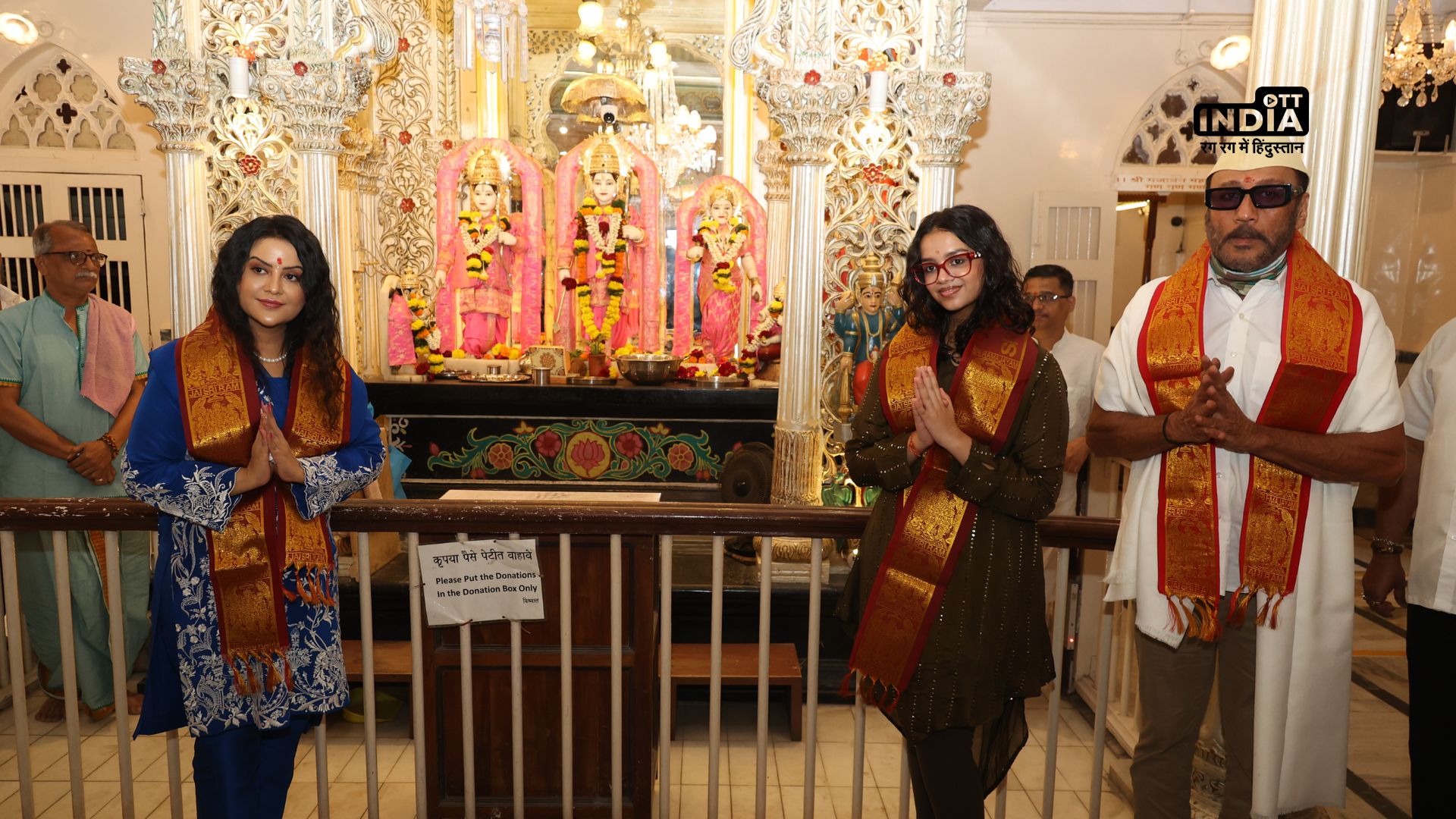 Amruta Fadnavis-Led Divyaj Foundation triumphs with Swacha Mandir Abhiyan in solidarity with PM Modis Cleanliness drive