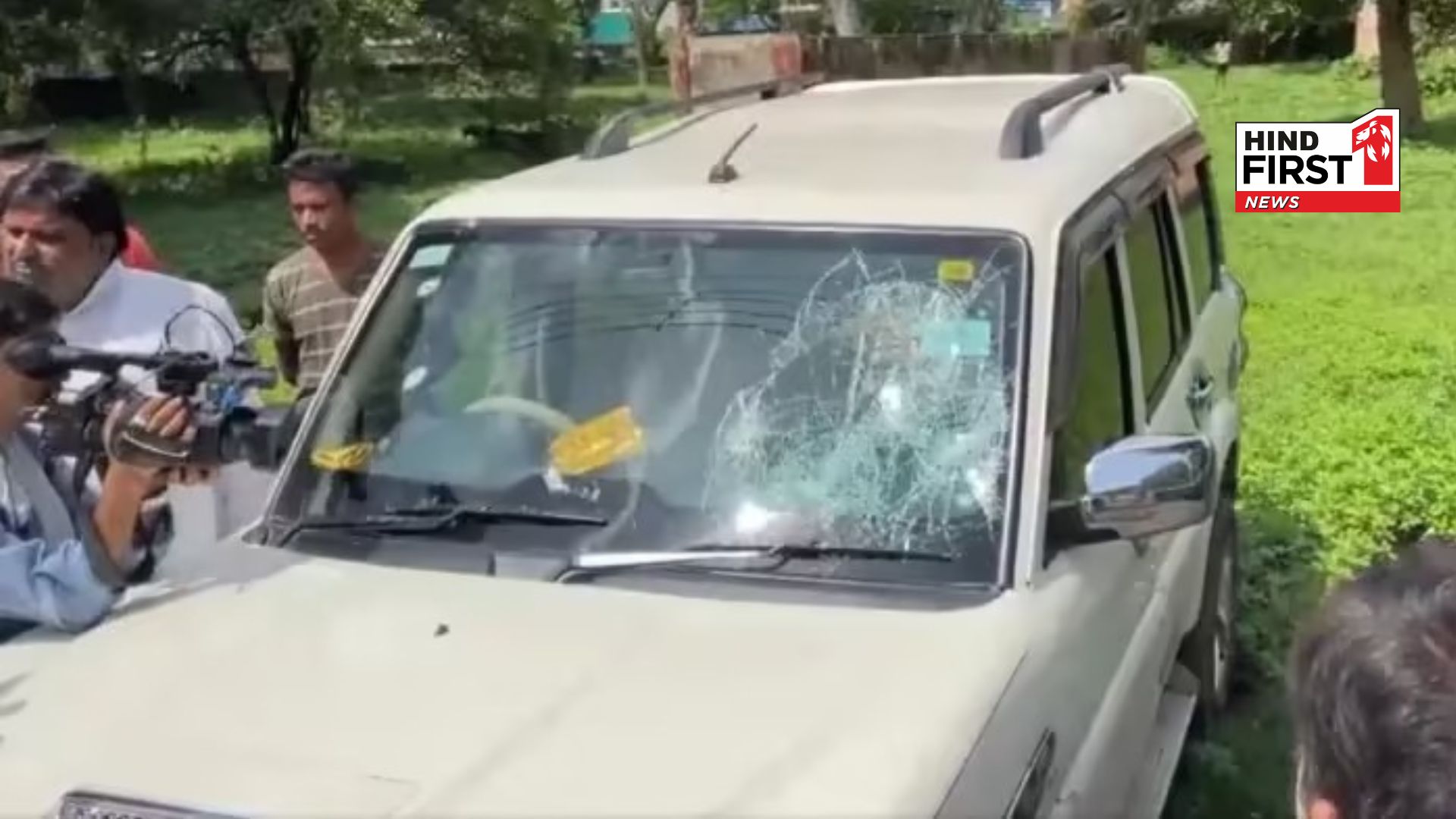 Bangal bandh: A BJP leader attacked and two people injured in firing.