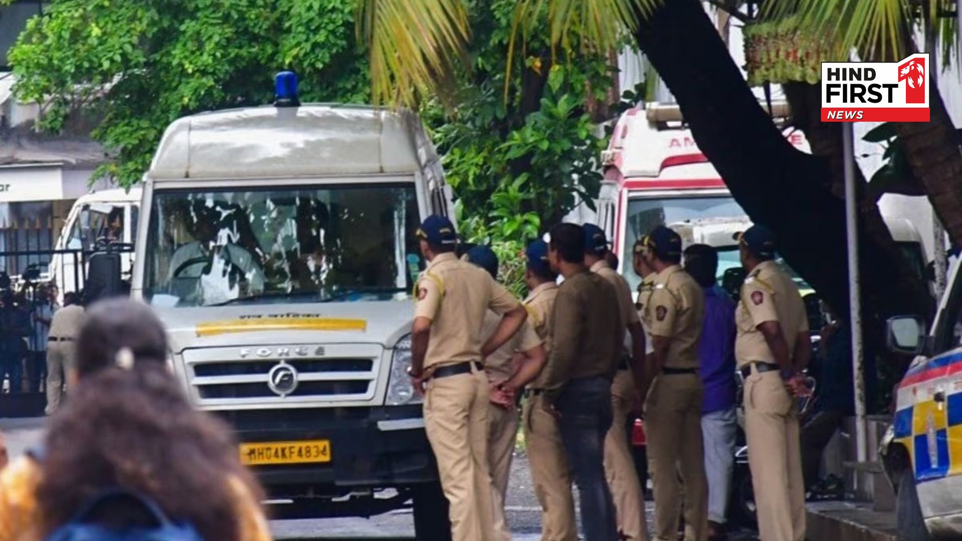 He first abused us, then snatched the pistol and...The cop who encountered the accused of Badlapur case told the whole story