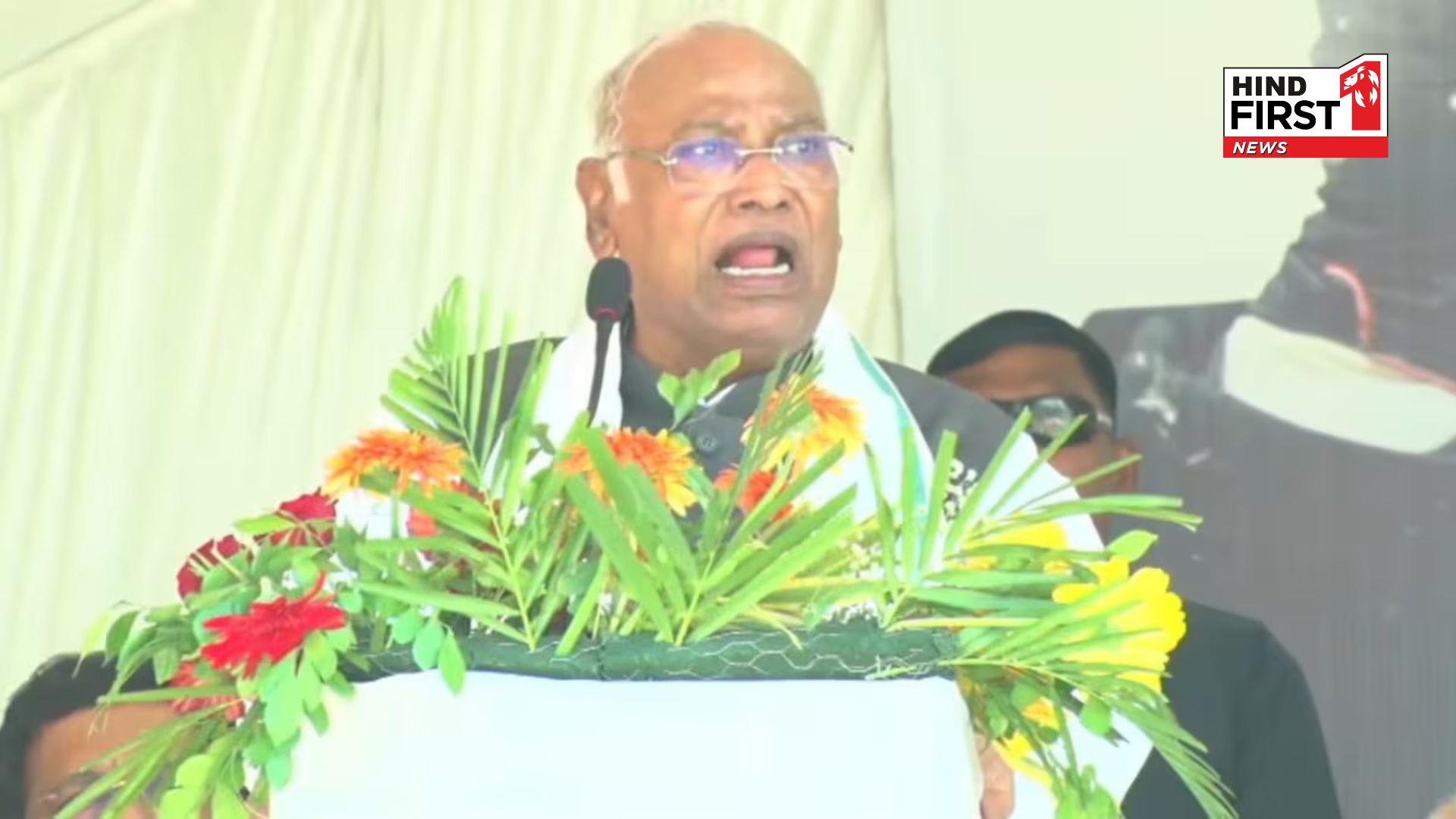 J&k Election: Congress President Mallikarjun Kharge addressing public in Anantnag said BJP stunned by their alliance