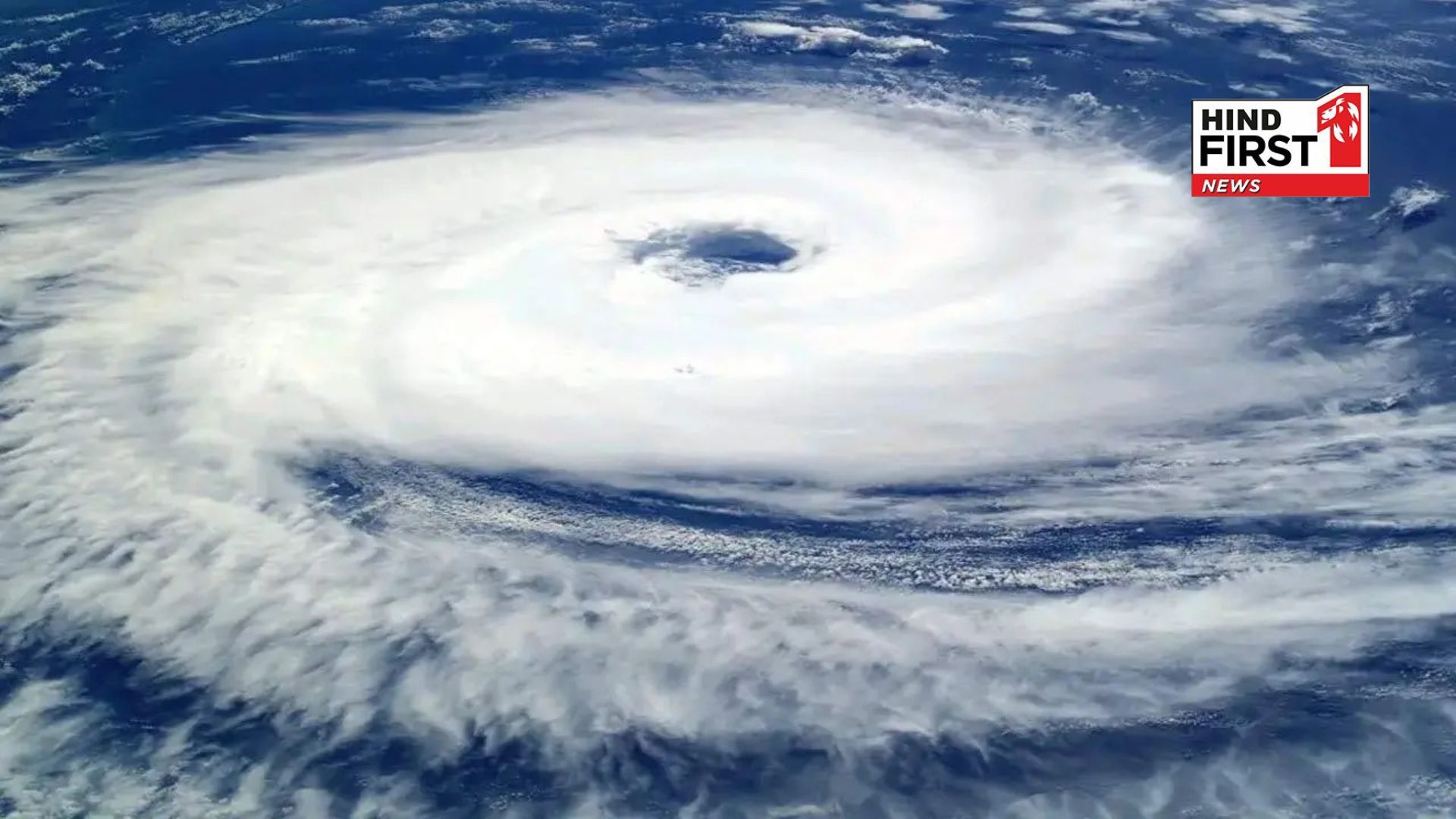 Cyclone Dana continues to wreak havoc, waves rising in the sea, storm & rain increased tension