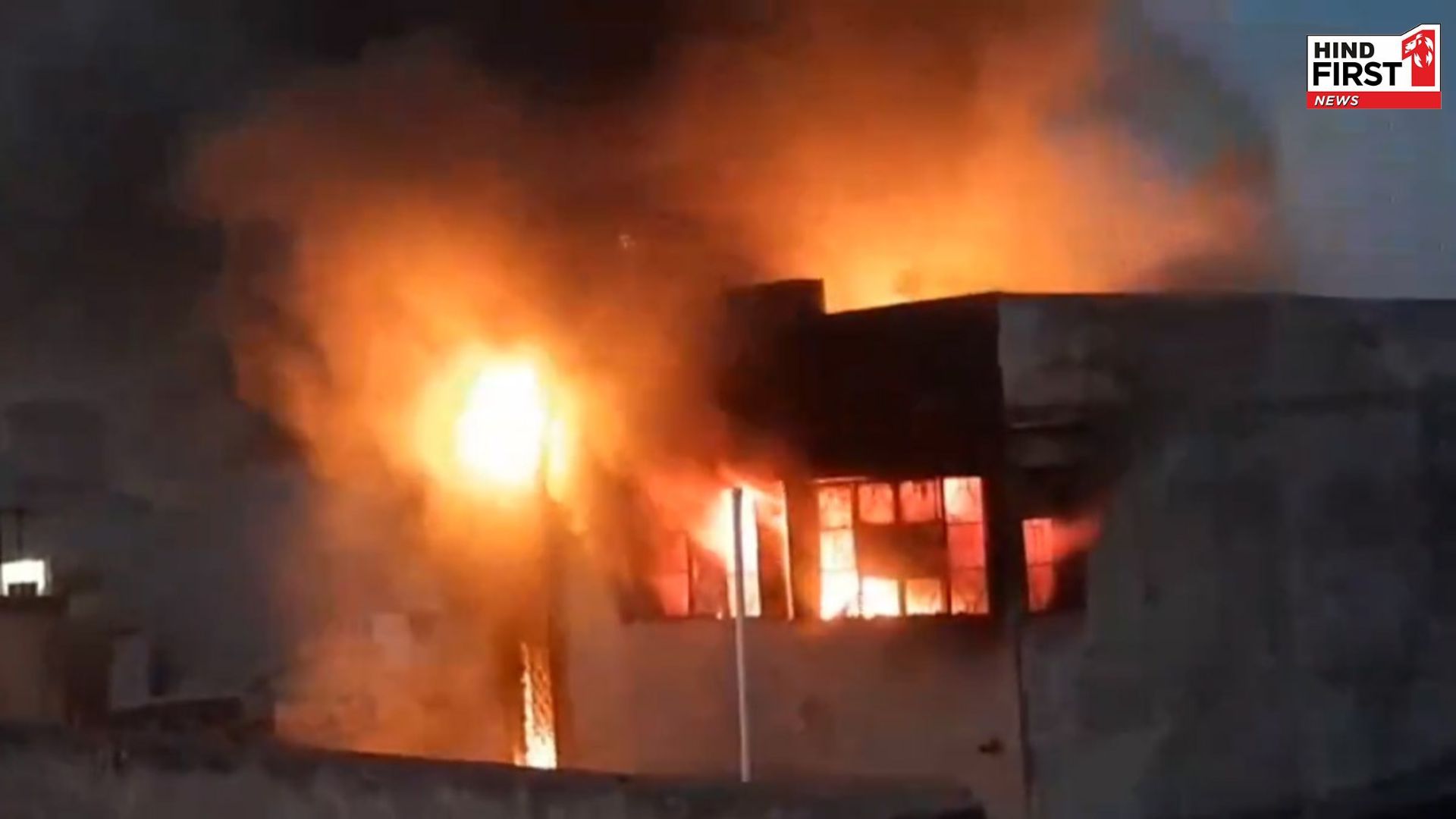 Major fire breaks out in a warehouse in Bhavnagar, Gujarat