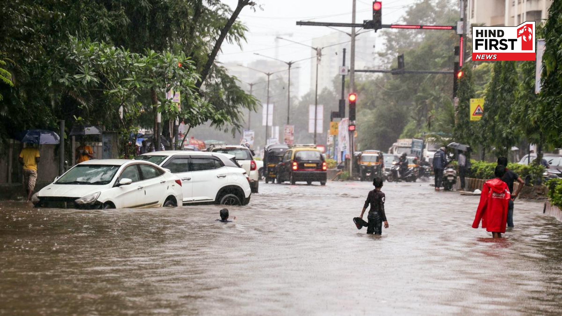 Mumbai on Red Alert: Schools Shut, Transport Hit Amid Heavy Rains