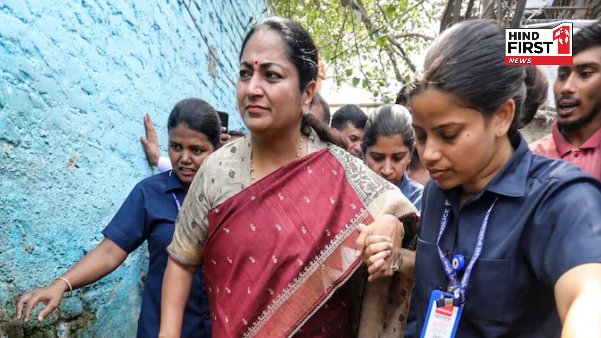 Delhi CM Rekha Gupta Attacked During Public Meet, Attacker Arrested